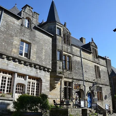 La Tour Du Lion Rochefort-en-Terre